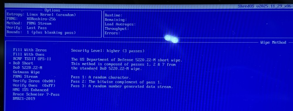 A screenshot of ShredOS listing wipe methods, fuckin' GOBLINS!!